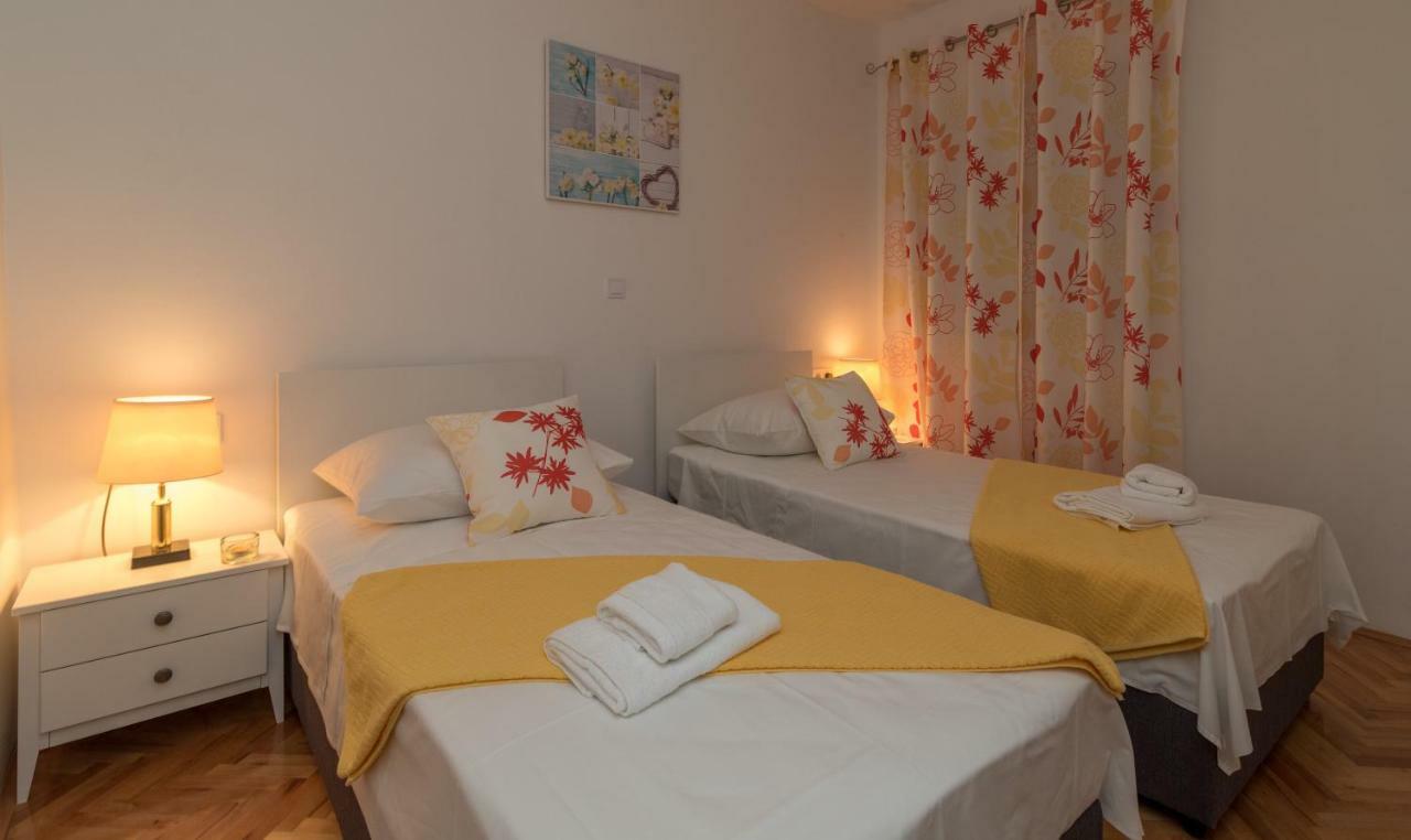 New 4* Apartment "Orto" In The Center Of Trogir Zewnętrze zdjęcie