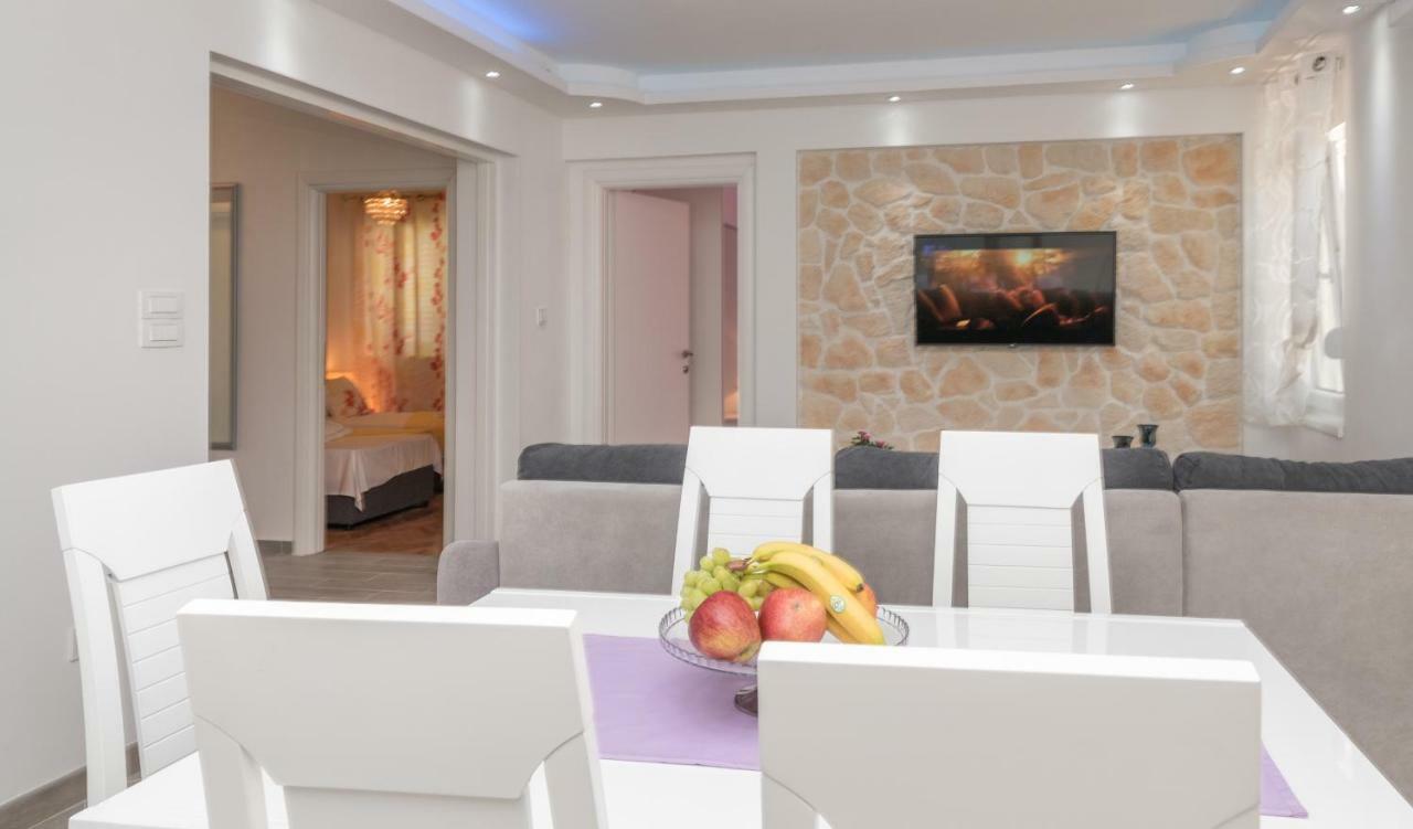 New 4* Apartment "Orto" In The Center Of Trogir Zewnętrze zdjęcie